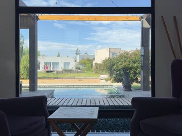 Casa en venta-Santa Isabel-Laguna-4 Ambientes-Pileta climatizada-Ingeniero Maschwitz-Escobar