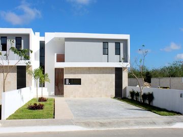 Casa en venta en zona de Dzityá de 3 recamaras