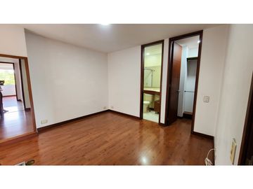 VENTA APARTAMENTO LOMA DE LOS BENEDICTINOS ENVIGADO