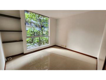 VENTA APARTAMENTO LOMA DE LOS BENEDICTINOS ENVIGADO