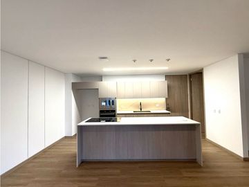VENDEMOS CESION DE DERECHOS APARTAMENTO ULTIMO PISO ESTRENAR SAJONIA