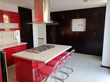 ✨ ¡HERMOSA CASA EN VENTA EN PARQUE VICTORIA, LOMAS DE ANGELÓPOLIS! ✨