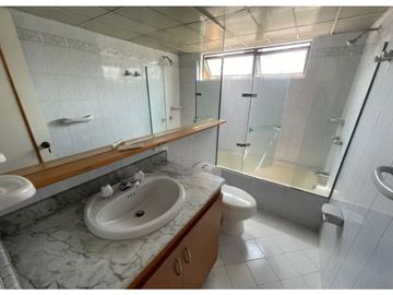 APARTAMENTO PARA LA VENTA EN EL POBLADO SECTOR DE LOS PARRA