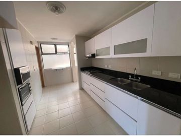 APARTAMENTO PARA LA VENTA EN EL POBLADO SECTOR DE LOS PARRA