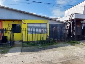Se vende casa en Los Volcanes