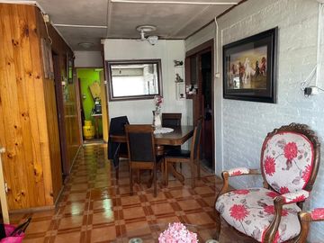 Se vende casa en Los Volcanes