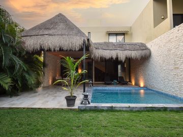 En Venta Casa en Residencial Jardines de Rejoyada en Mérida Yucatán.