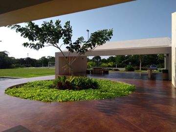 En Venta Casa en Residencial Jardines de Rejoyada en Mérida Yucatán.