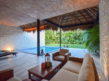 En Venta Casa en Residencial Jardines de Rejoyada en Mérida Yucatán.