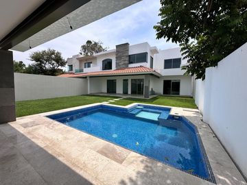 Casa en Lomas de Jiutepec