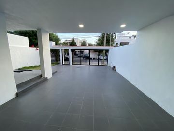 Casa en  Venta La Estancia, Jardines de Guadalupe