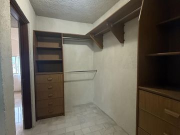 Casa en  Venta con  espacios amplios a 15 min de tec Guadalupe  Monterrey