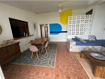 SEA CONFIABLE VENDE HERMOSA CASA BEACH FRONT CON ACCESO A LA PLAYA