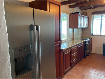 SEA CONFIABLE VENDE HERMOSA CASA BEACH FRONT CON ACCESO A LA PLAYA