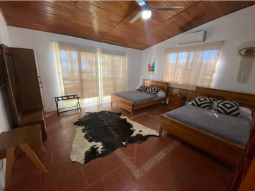 SEA CONFIABLE VENDE HERMOSA CASA BEACH FRONT CON ACCESO A LA PLAYA