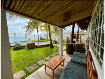SEA CONFIABLE VENDE HERMOSA CASA BEACH FRONT CON ACCESO A LA PLAYA