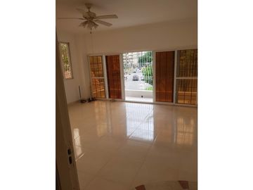 VILLA DE LAS FUENTES / 4 HABITAC. / 442m2 / CON OFICINA INDEPEN
