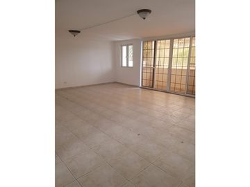 VILLA DE LAS FUENTES / 4 HABITAC. / 442m2 / CON OFICINA INDEPEN