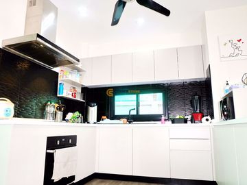 5 bedroom House in Tropical Village 2 Huay Yai