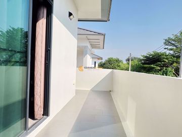 5 bedroom House in Tropical Village 2 Huay Yai