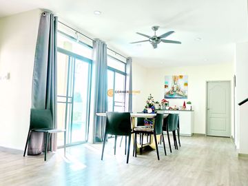 5 bedroom House in Tropical Village 2 Huay Yai