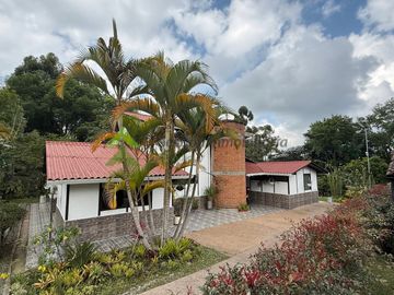 Casa campestre en venta Circasia Quindío Los Robles