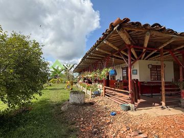 Finca ganadera en venta Circasia Quindío 15 cuadras LECHERIA
