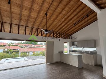 Se vende casa campestre en Armenia Quindío
Vía El Caimo La Tebaida