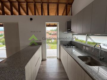 Se vende casa campestre en Armenia Quindío
Vía El Caimo La Tebaida