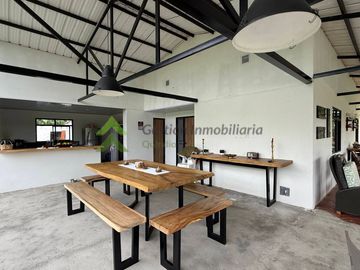 Finca pequeña en venta Armenia Quindío vía La Tebaida