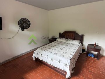 Finca pequeña en venta Armenia Quindío vía La Tebaida