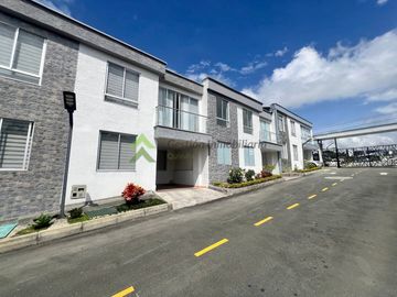Se vende casa en el Norte de Armenia Quindío en conjunto cerrado