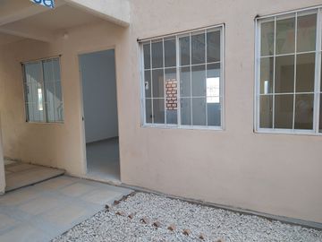 DEPARTAMENTO EN P/B FRACC. ITACA AL SUR PONIENTE DE TGZ
