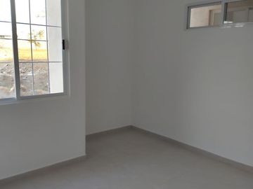 DEPARTAMENTO EN P/B FRACC. ITACA AL SUR PONIENTE DE TGZ