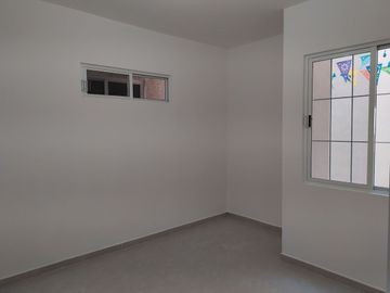 DEPARTAMENTO EN P/B FRACC. ITACA AL SUR PONIENTE DE TGZ