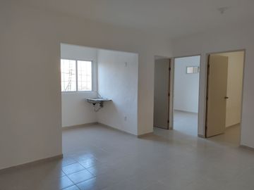 DEPARTAMENTO EN P/B FRACC. ITACA AL SUR PONIENTE DE TGZ