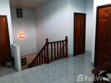 4 Bedroom House for sale in Sateng, Yala