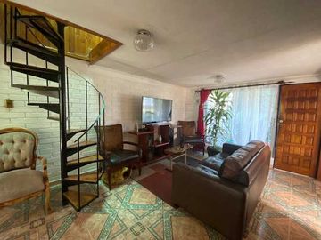 Casa en venta en SANTIAGO