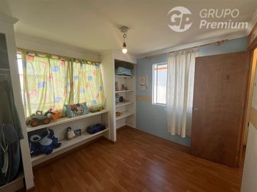 Casa en Venta en Eyzaguirre - Sgto. Menadier P.A.