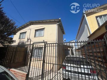 Casa en Venta en Eyzaguirre - Sgto. Menadier P.A.