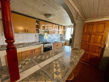 Casa en Venta en 2 casas en Marga Marga , Quilpué