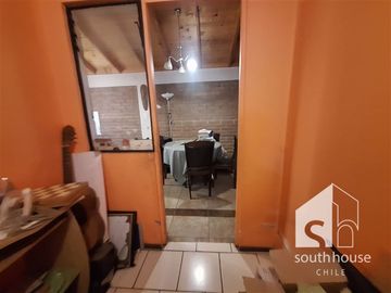 Casa en Venta en Pasaje La Puntilla con Cuatro Poniente C2J