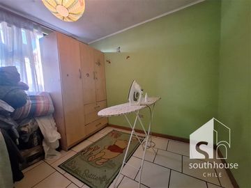 Casa en Venta en Pasaje La Puntilla con Cuatro Poniente C2J