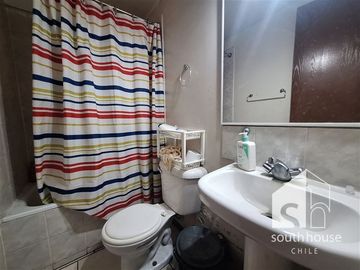 Casa en Venta en Pasaje La Puntilla con Cuatro Poniente C2J