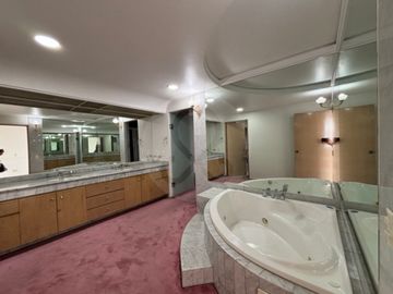 Residencial La Perla Departamento en venta en Bosques de las Lomas