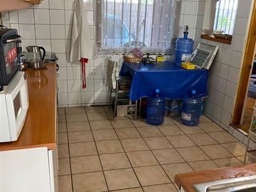 Casa en Venta en Calle Barros Arana con Nogales.