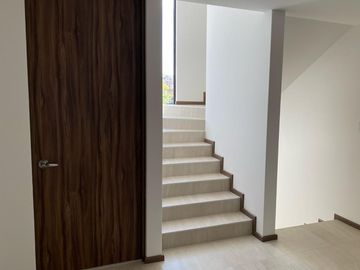 Casa en  venta de 3 recamaras en Angelopolis, Parque Veracruz.