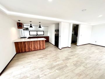 ESTRENA EXTRAORDINARIA CASA EN VENTA, FRACC. ALTUS LAGO ESMERALDA.