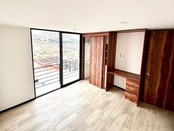 ESTRENA EXTRAORDINARIA CASA EN VENTA, FRACC. ALTUS LAGO ESMERALDA.