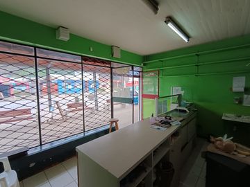 PROPIEDAD COMERCIAL Y RESIDENCIAL EN LAJA